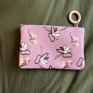 Purple makeup back with wooden zipper